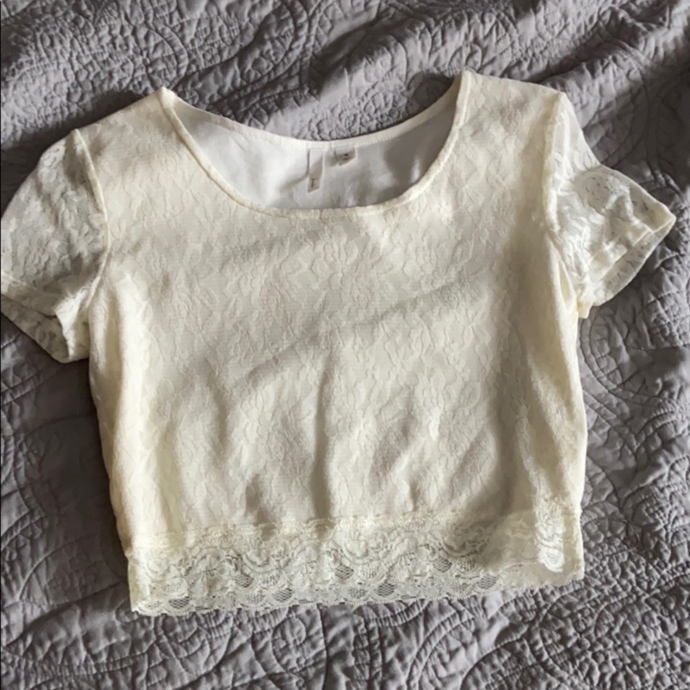 Frenchi Cream Cropped Tee